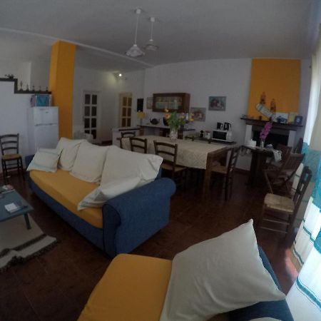 Al Sole Di Pula Bed & Breakfast エクステリア 写真