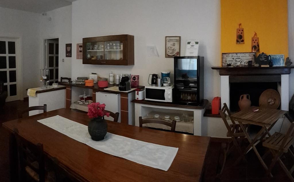 Al Sole Di Pula Bed & Breakfast エクステリア 写真